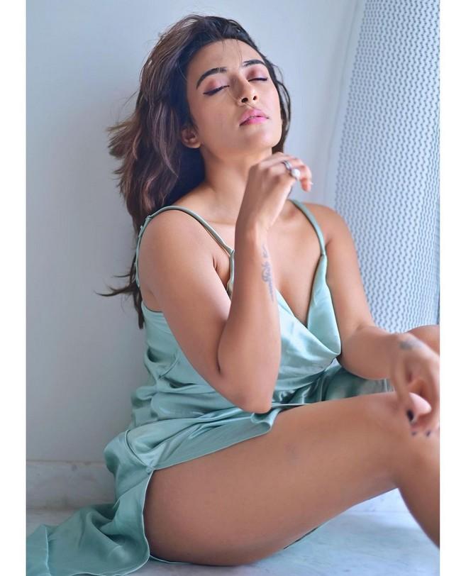 Jinal Joshi 17