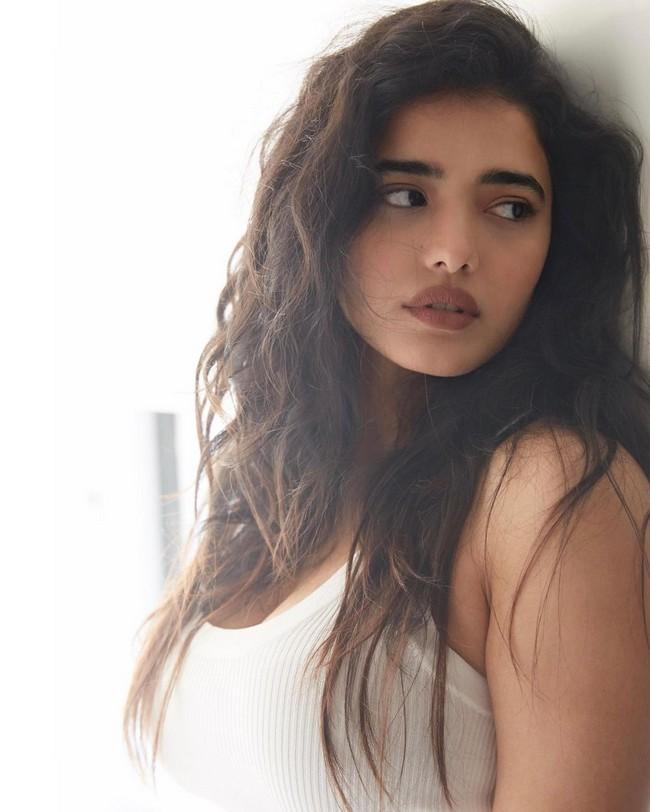 Ketika Sharma 10