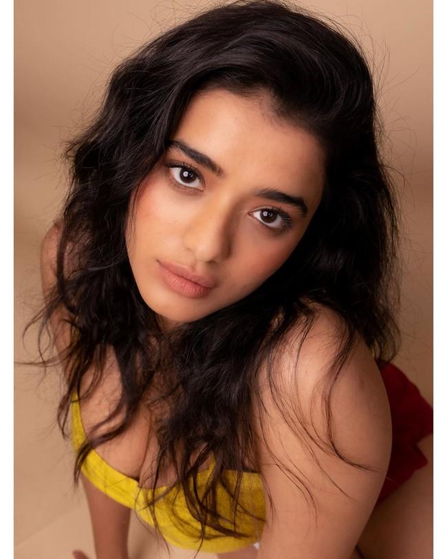 Ketika Sharma 2