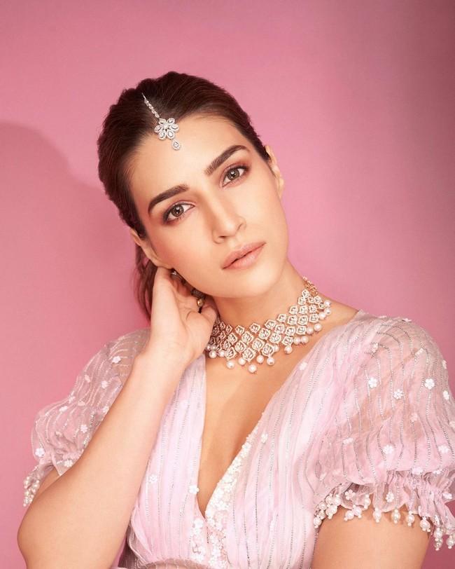 Kriti Sanon 6