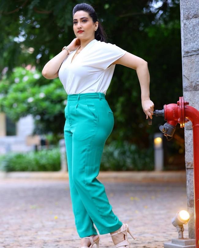 Manjusha 9