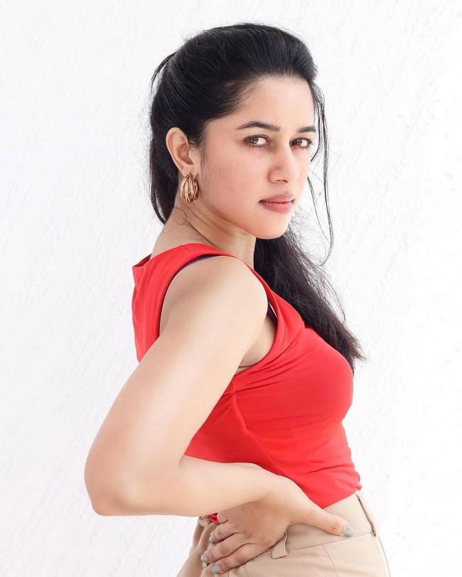 Mirnalini Ravi