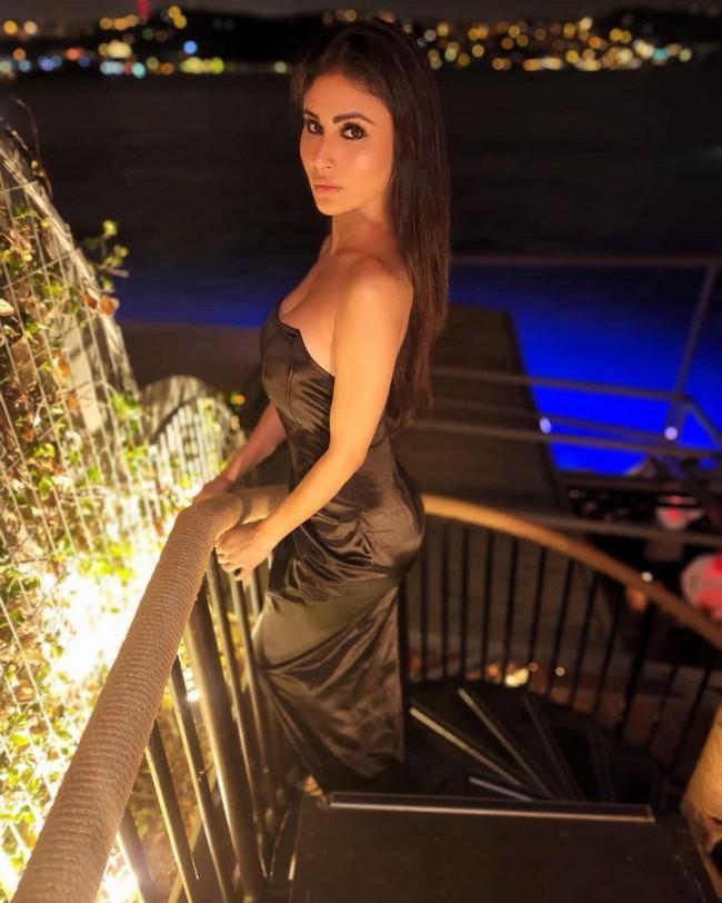 Mouni Roy