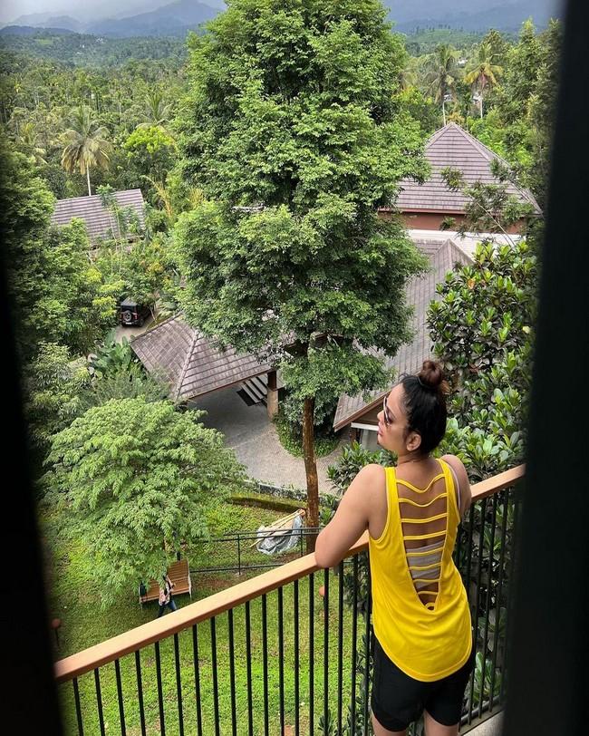 Nandita Swetha 12