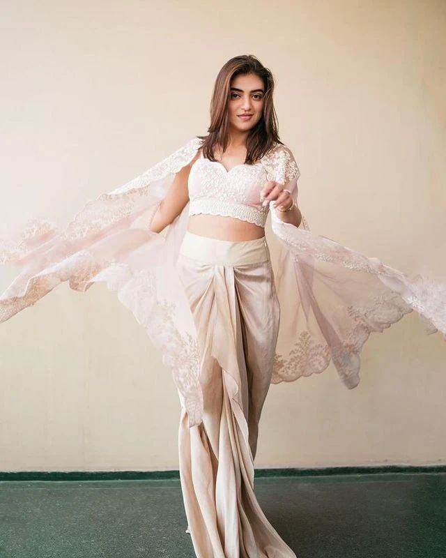 Nazriya Nazim fahadh (16)