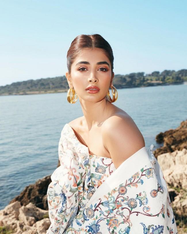 Pooja Hegde 4