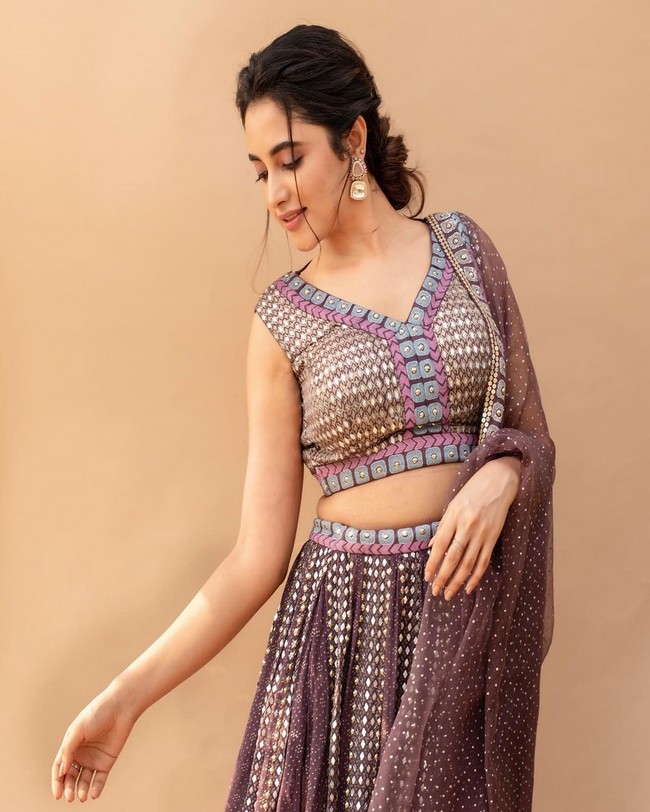 Priyanka Mohan 14