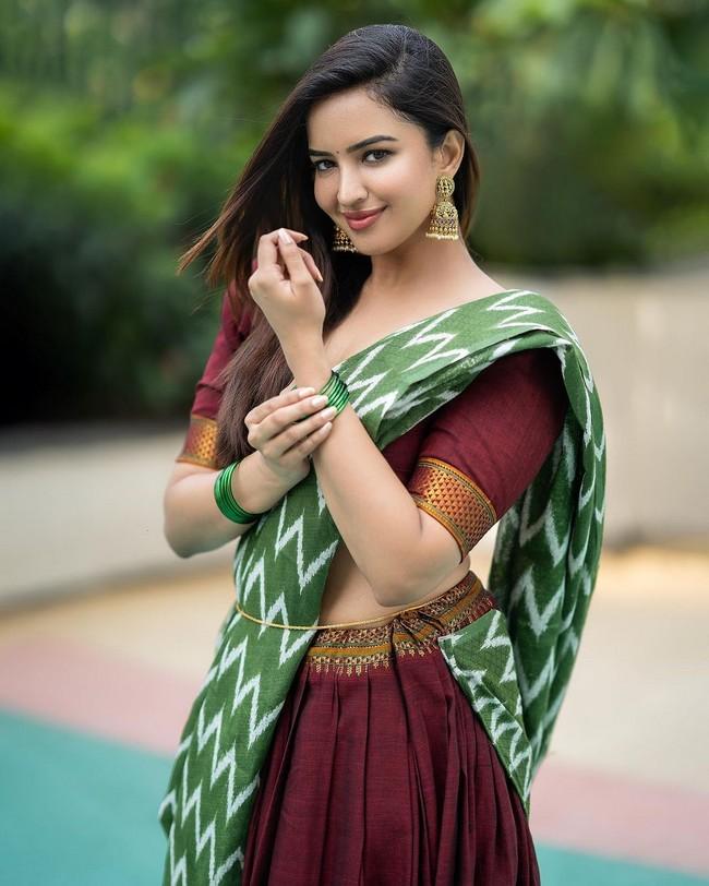 Pujita Ponnada 3