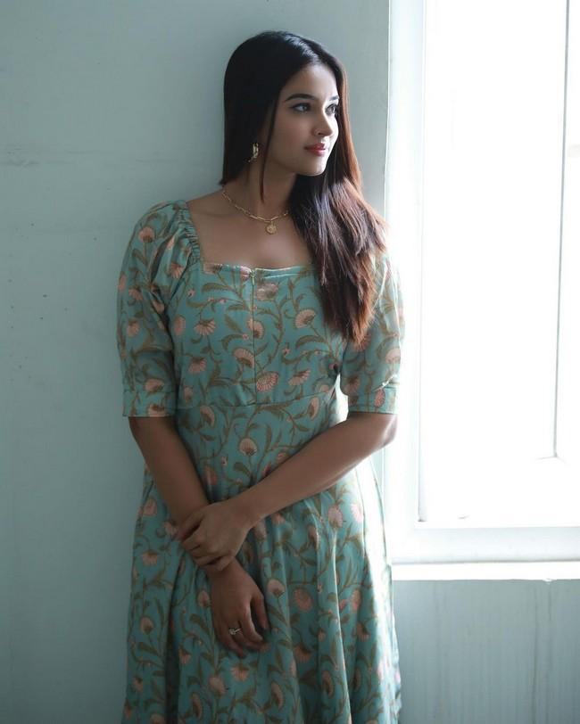 Pujita Ponnada 5
