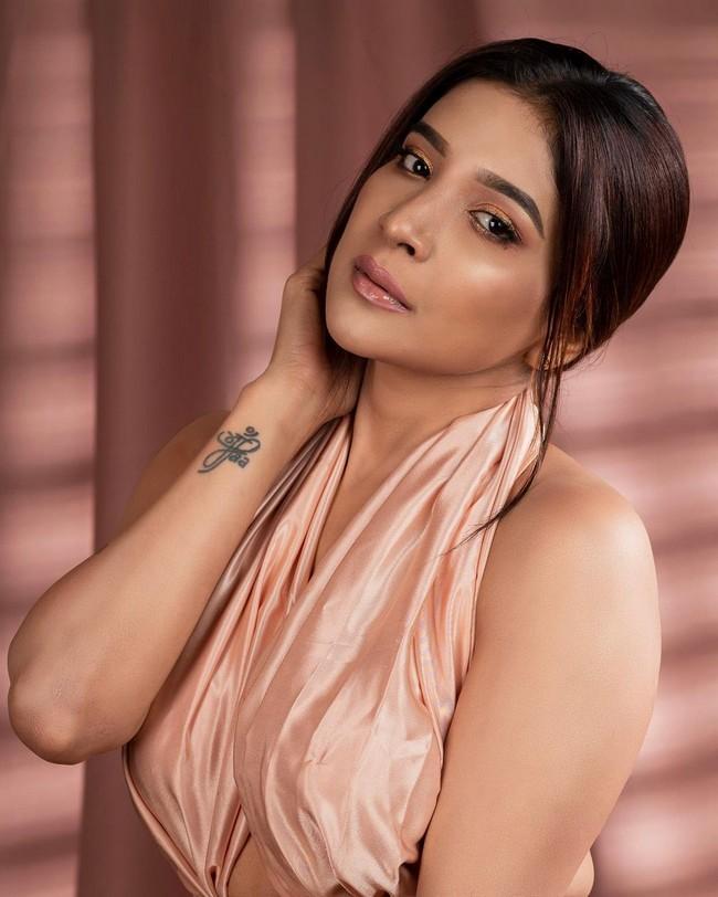 Sakshi Agarwal 11