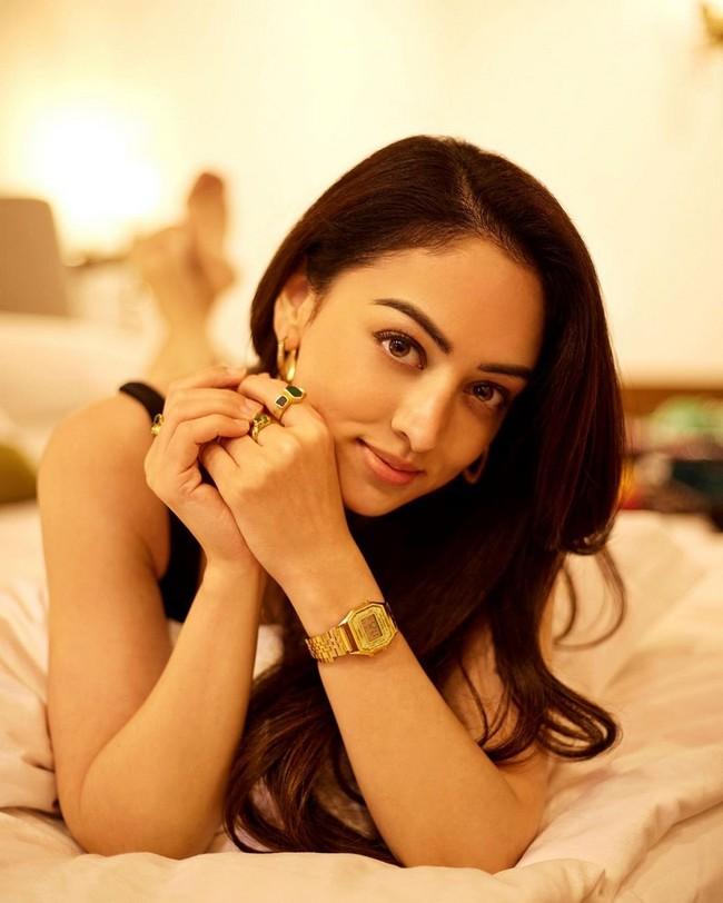 Sandeepa Dhar 2