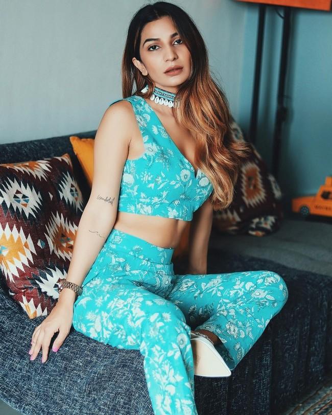 Shruti Yogi 6