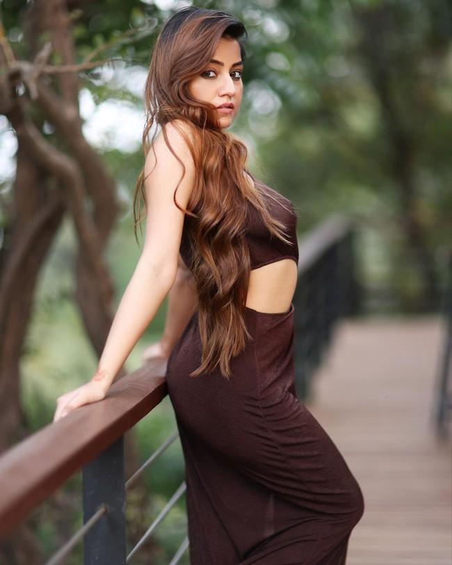 Simran 3
