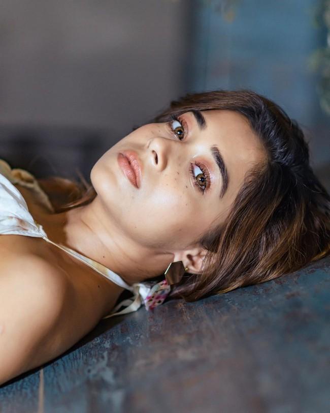 Tina Ddatta 8