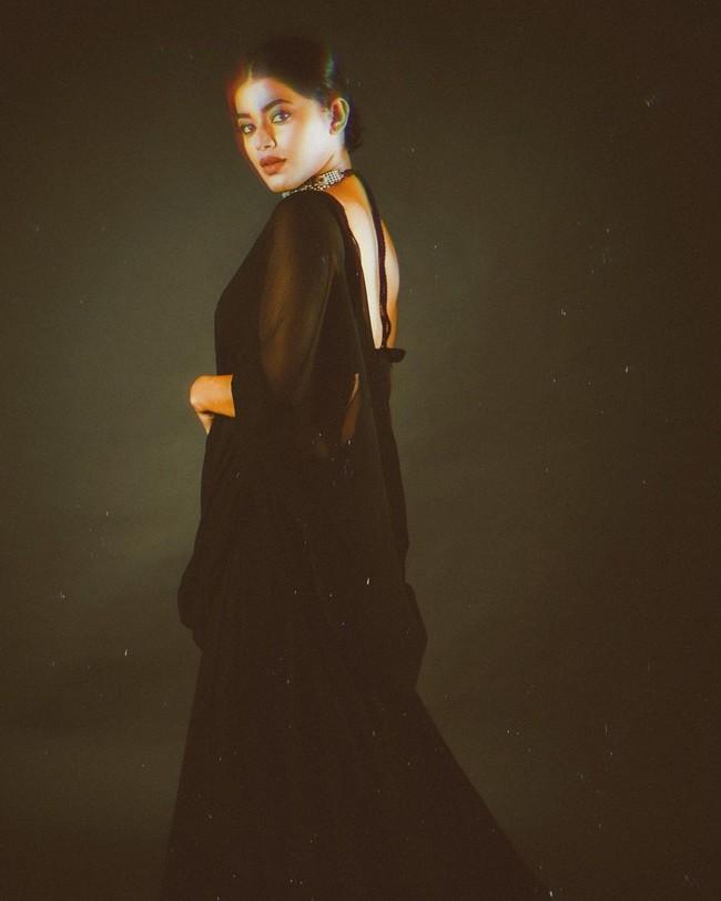 Yamini Bhaskar 4