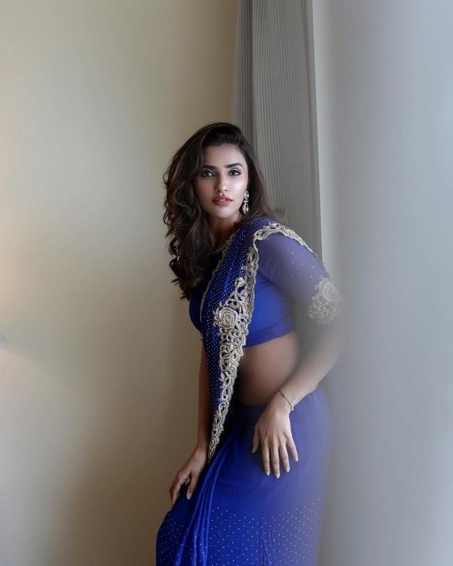 Akshara Gowda 17