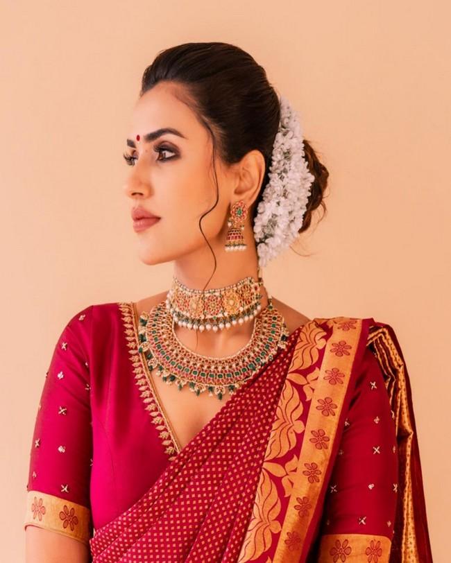 Akshara Gowda 3
