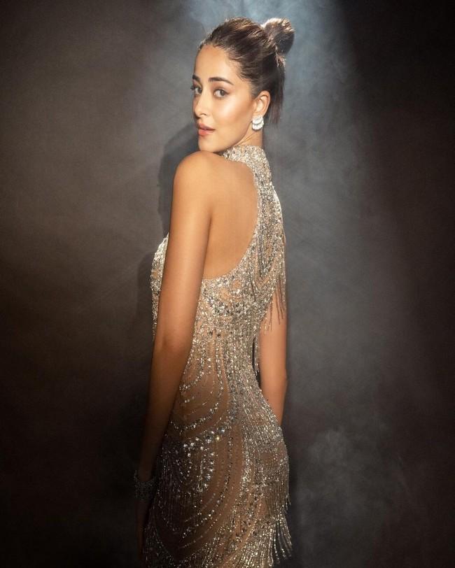 Ananya Pandey 4