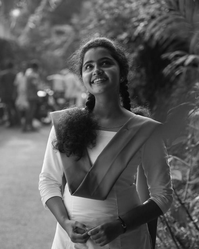 Anupama Parameswaran 16