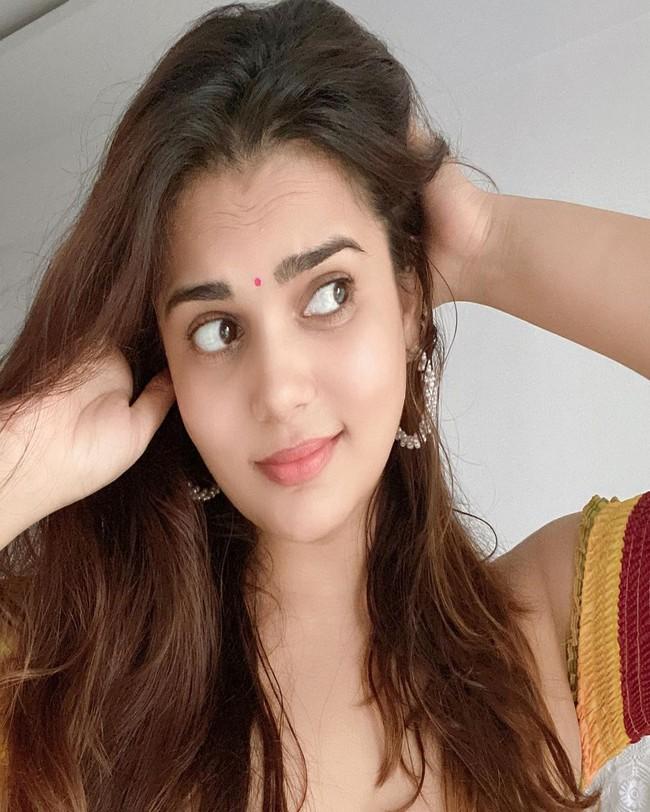Anupma Agnihotri 17
