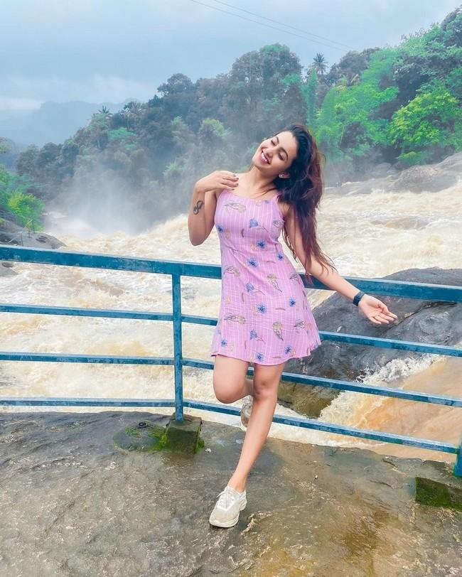 Deepika Pilli 16