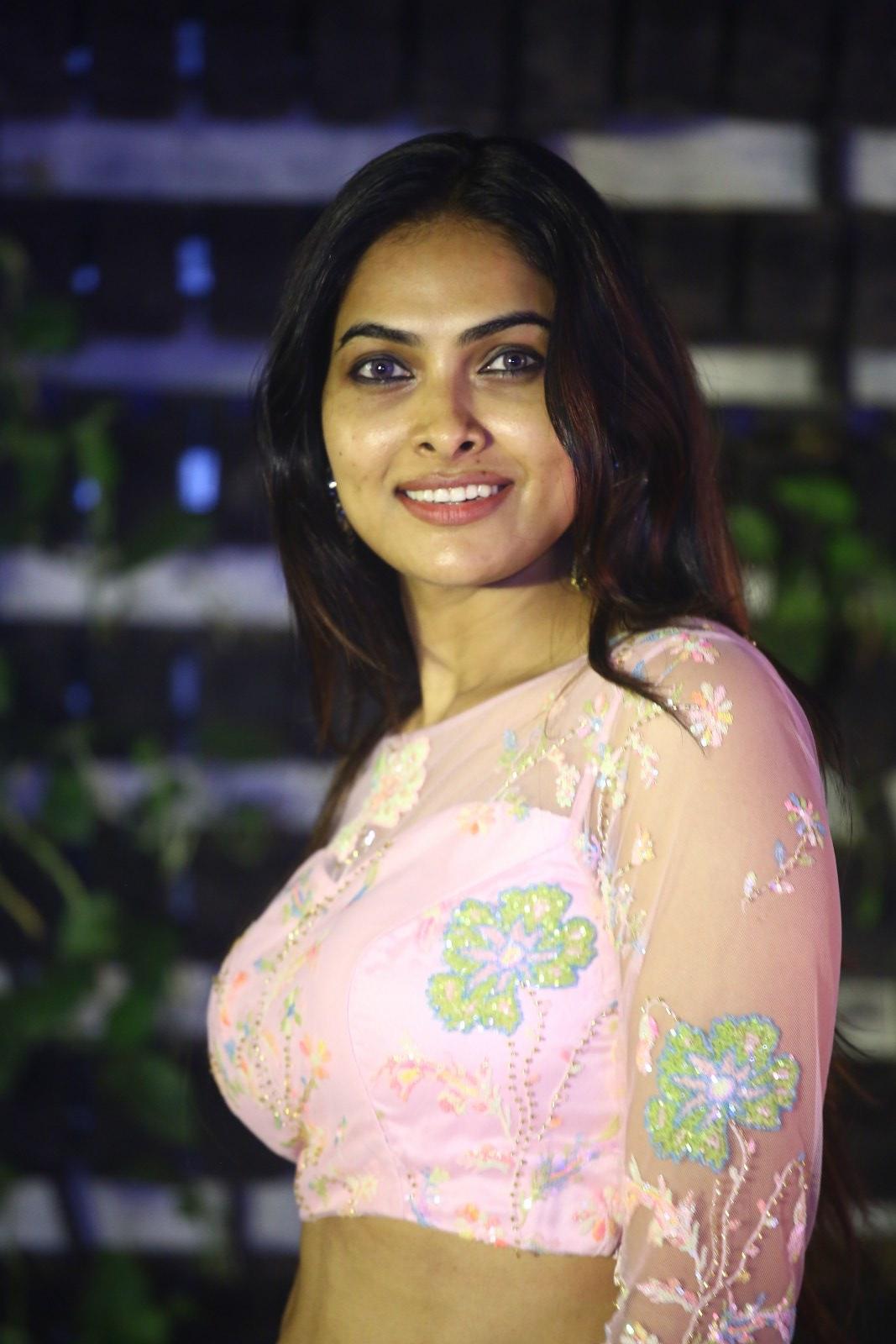 Divi Vadthya (50)