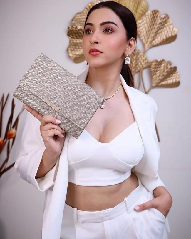 ESSHANYA MAHESHWARI