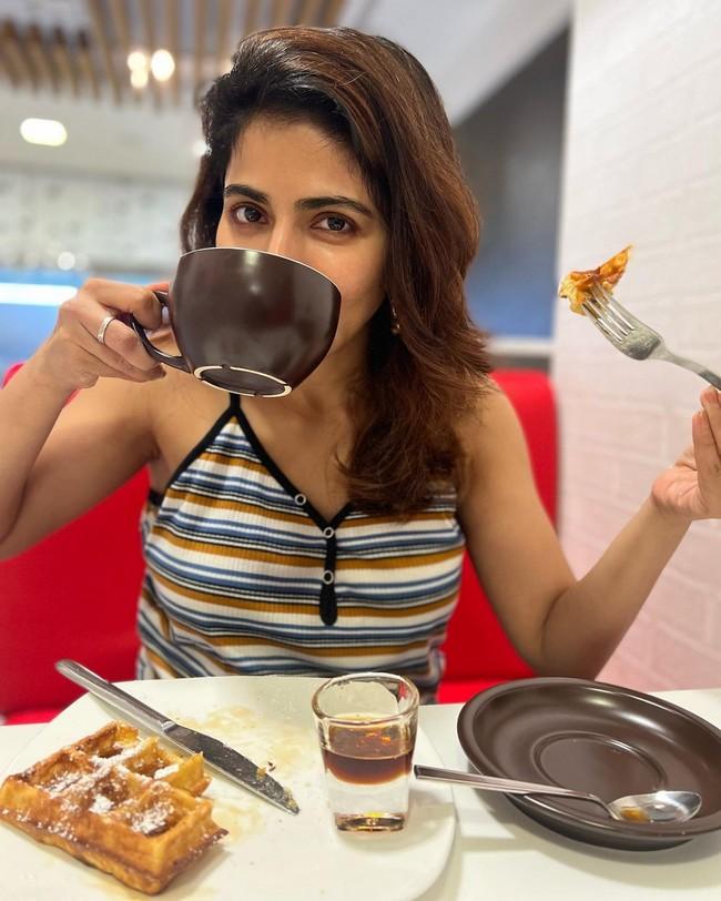 Iswarya Menon 13