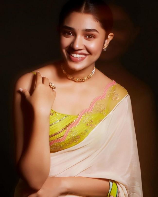 Krithi Shetty 4