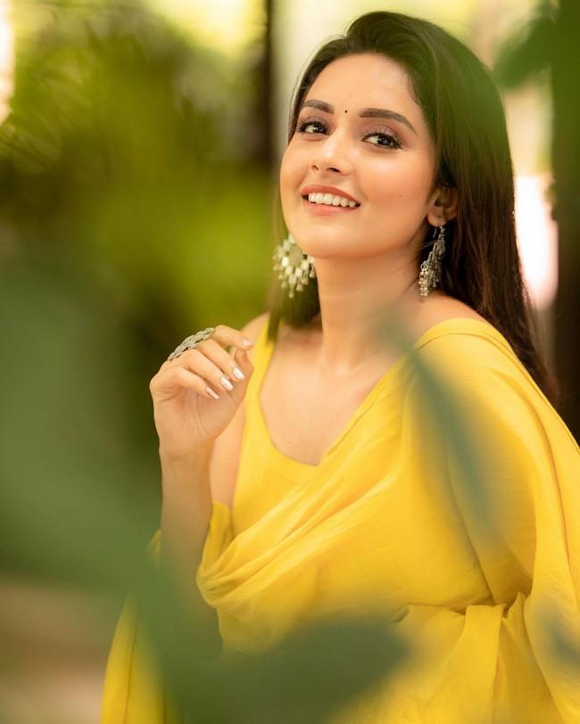 Mahima Nambiar 8