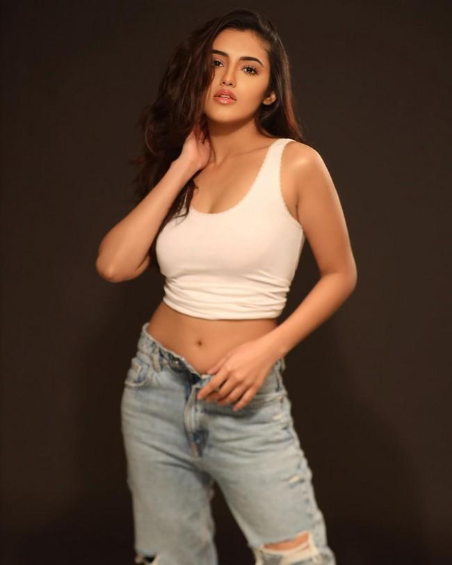 Malvika Sharma 8
