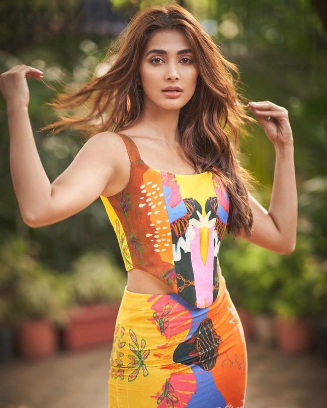 Pooja Hegde 3