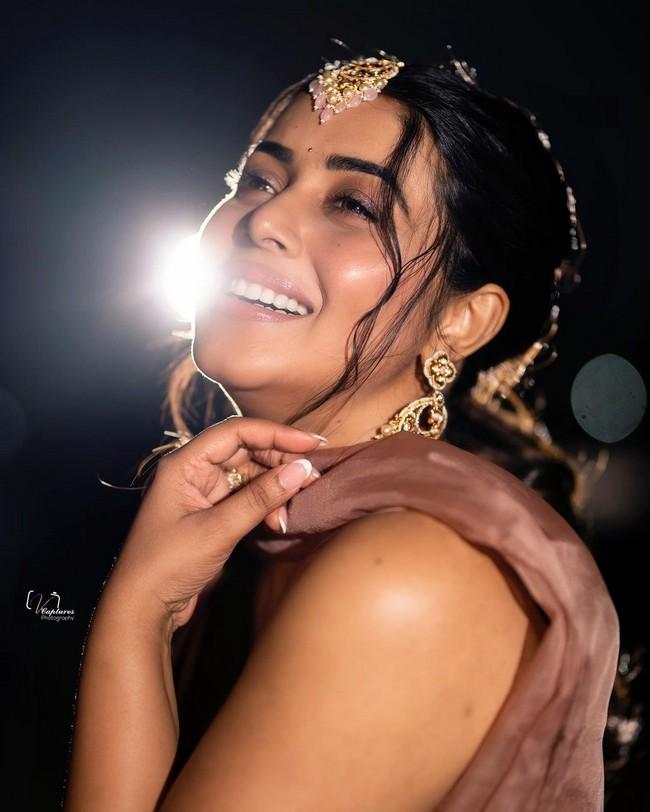 Poorna 15