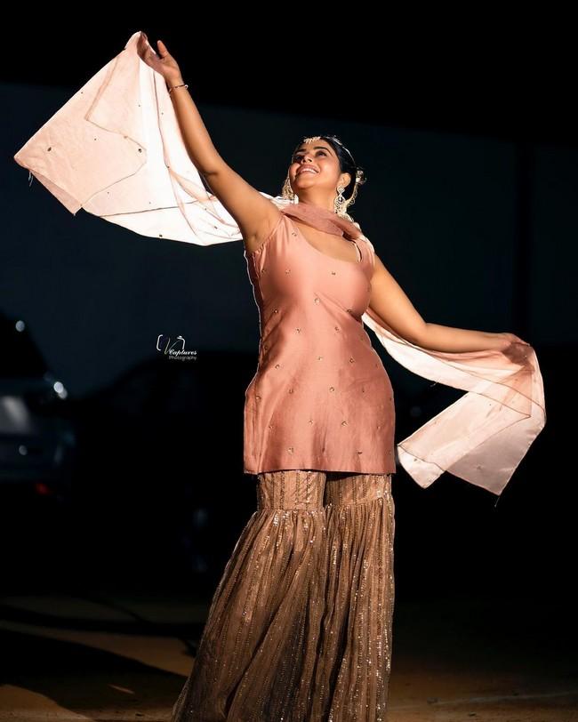 Poorna 18