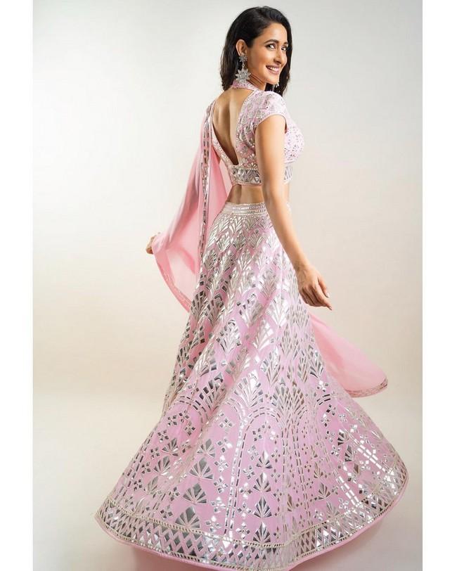 Pragya Jaiswal 16