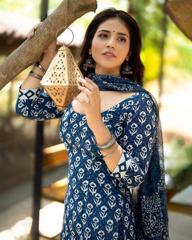 Priyanka Jawalkar 7