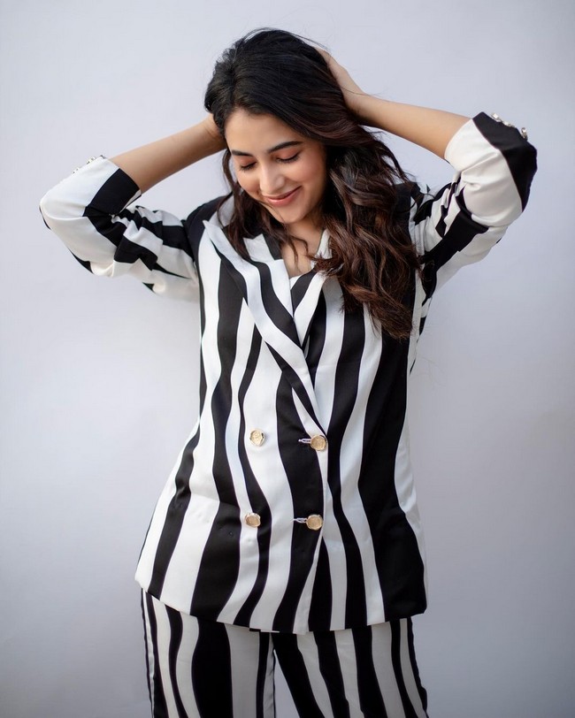 Priyanka Mohan 11