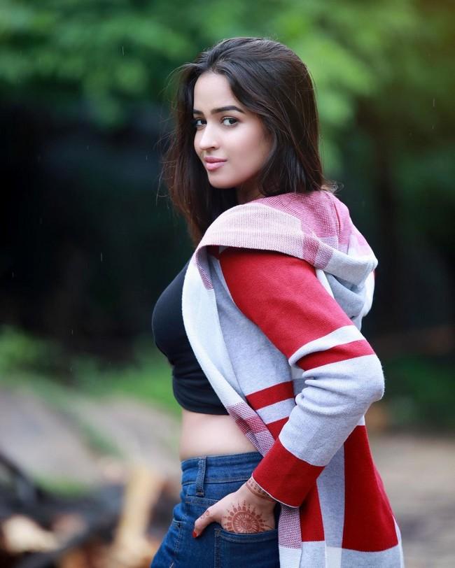 Pujita Ponnada 10
