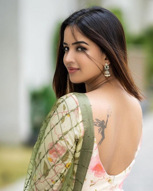 Pujita Ponnada 3