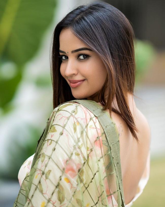 Pujita Ponnada 7