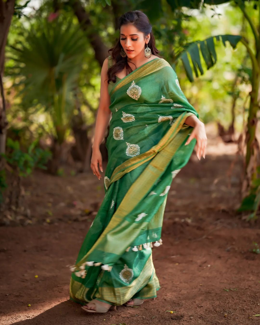 Rashmi Gautam (2)