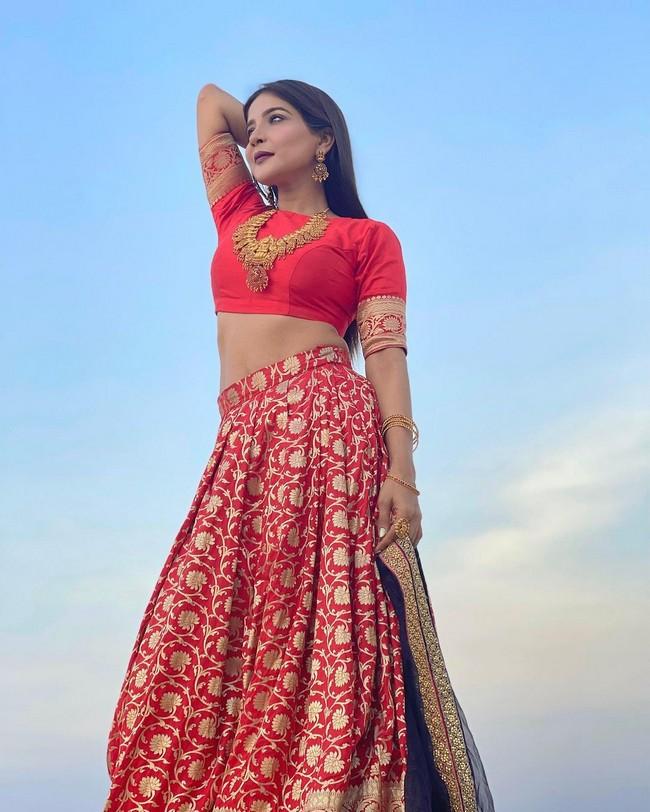 Sakshi Agarwal 7
