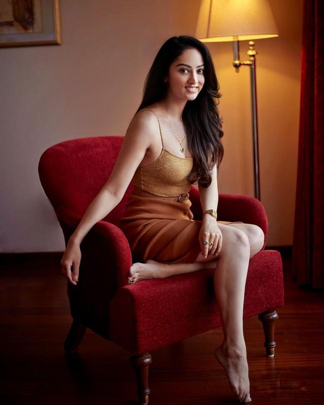Sandeepa Dhar 4