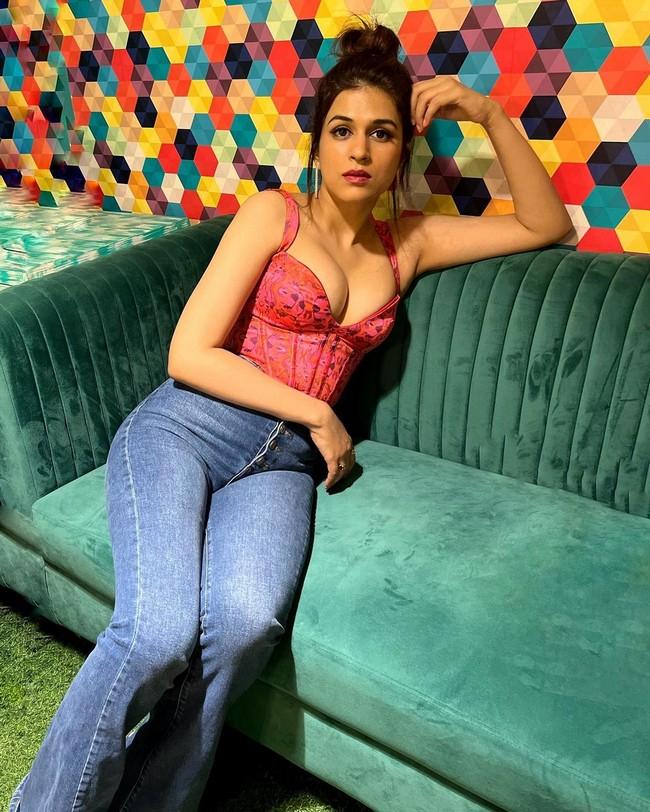 Shraddha Das 5