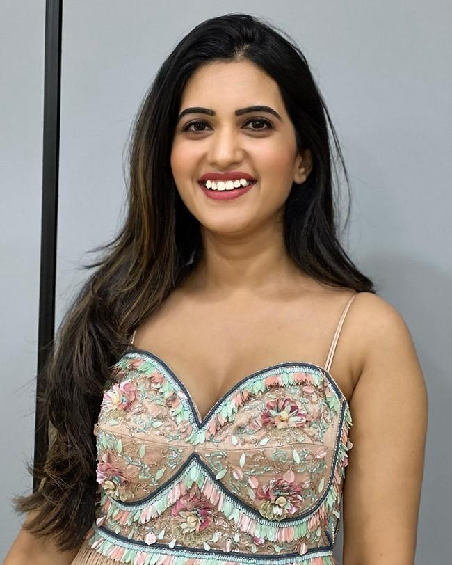 Sravanthi 9