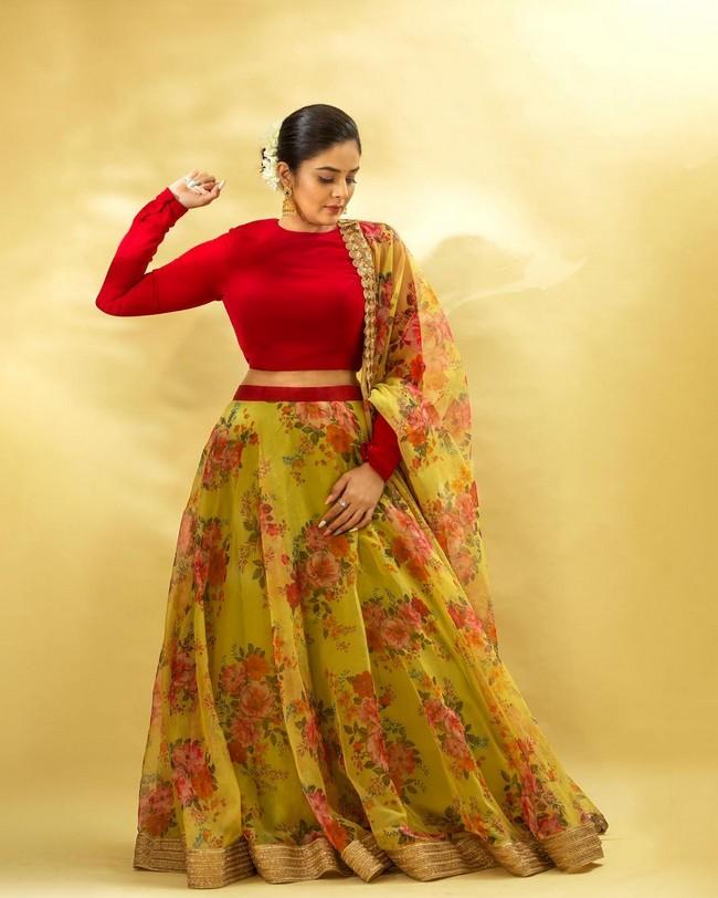 Sreemukhi
