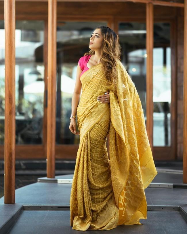 Tina Datta 12