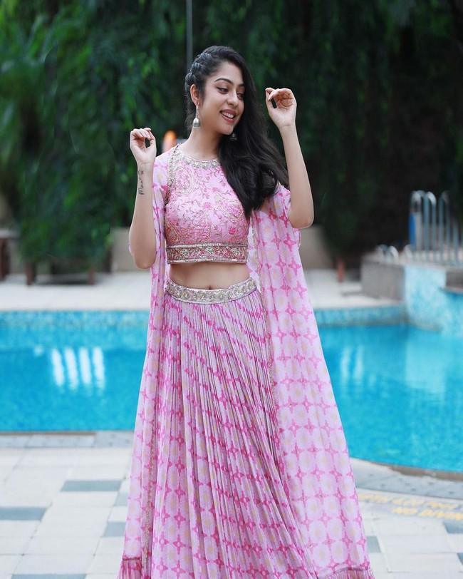 Varsha Bollamma 4