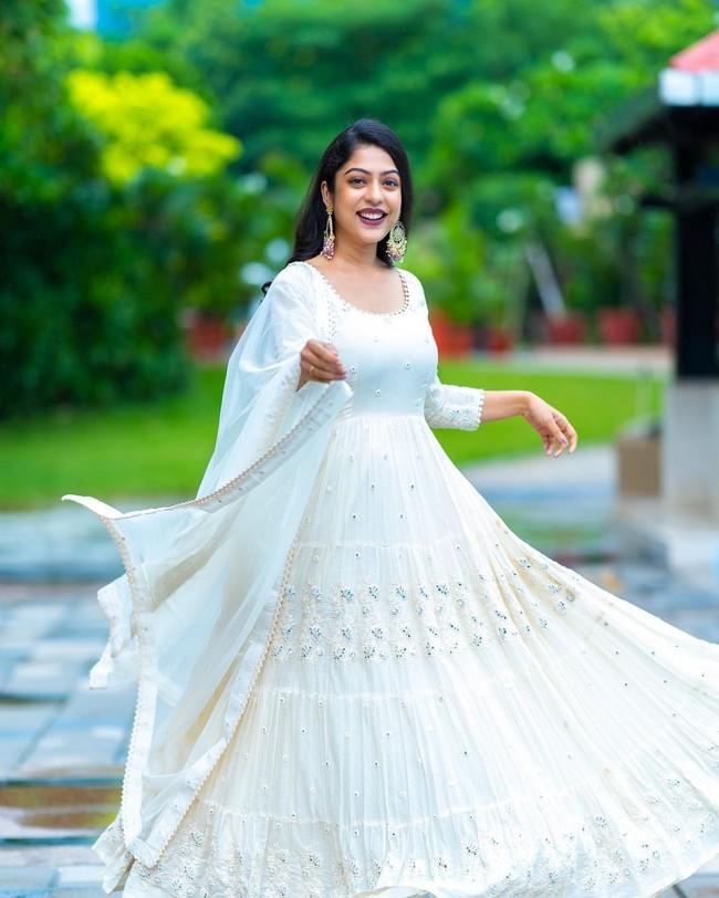 Varsha Bollamma 6