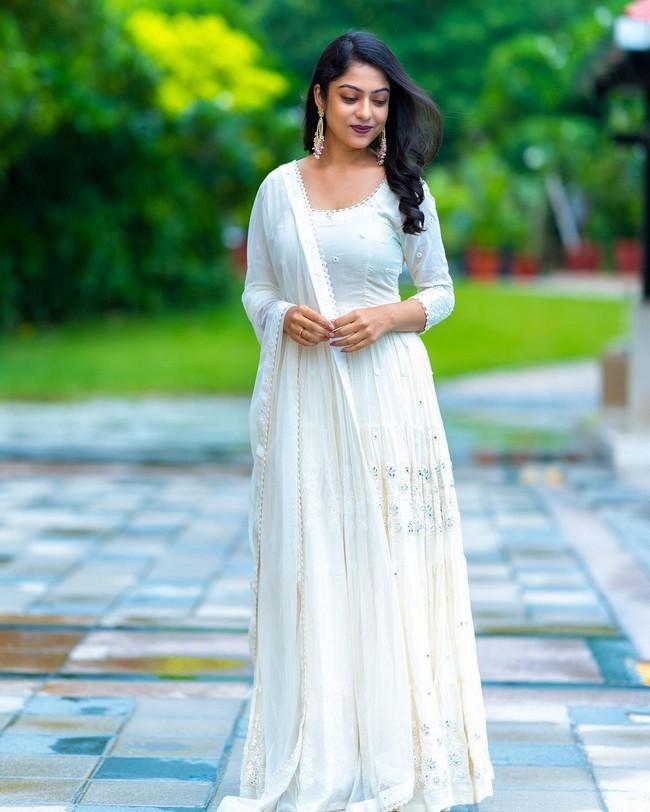 Varsha Bollamma 7